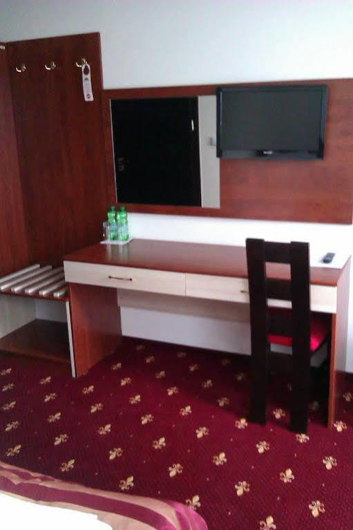 Hotel Platinum הרוביישוב מראה חיצוני תמונה
