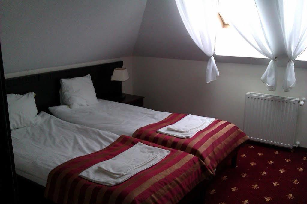 Hotel Platinum הרוביישוב מראה חיצוני תמונה
