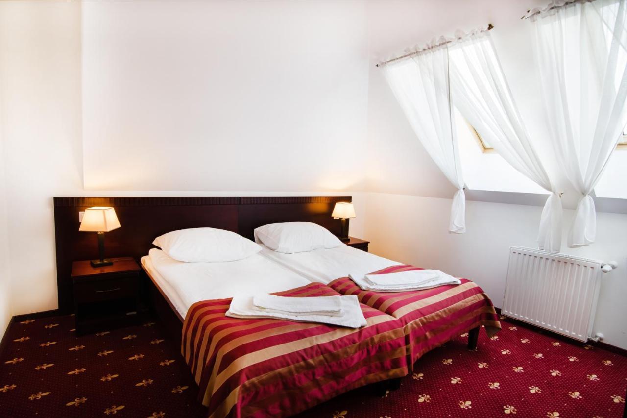 Hotel Platinum הרוביישוב מראה חיצוני תמונה
